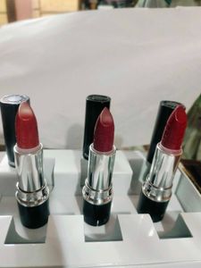 The one Smart Sync Lipstick Set Different Colours