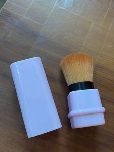 Portable Makeup Brush with Cap