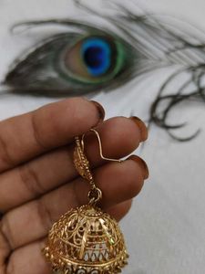 (Set of 2) Desi earrings⭐