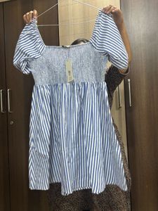 Blue  Puff Sleeve Dress ( m size )