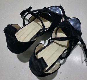 Chic Black Platform Stiletto Heels