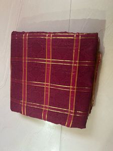 Elegant Maroon Saree with Gold Border &amp; Blouse