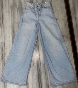 Light Wash Wide Leg Jeans