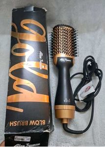 Alan Truman Blow Brush