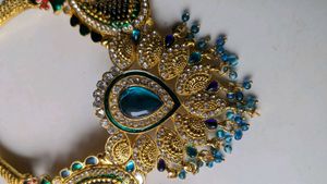 Exquisite Peacock Design Necklace &amp; Earrings