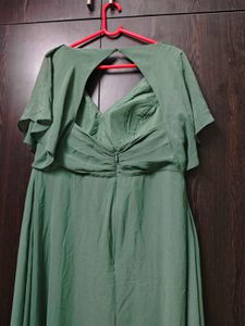 Elegant Green Maxi Dress with Slit