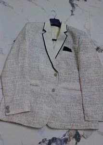 Textured Blazer - Stylish & Versatile