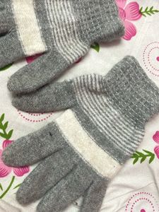 Striped Winter Gloves