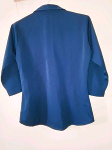 Navy Blue Collared 3/4 Sleeve Shirt