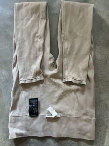 H&amp;M Beige Seamless Ribbed Leggings In XS