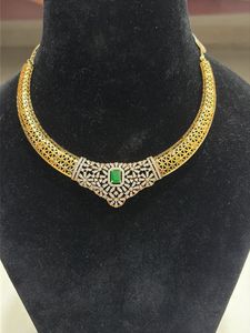 Brand new Gold and Emerald Necklace Set