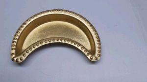 Decorative Golden Urli