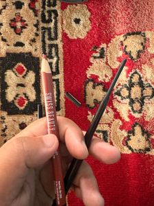 Swiss Beauty Matte Lipliner and Kajal