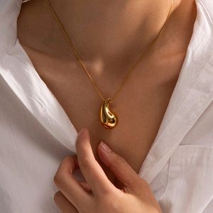 Tear Drop Chain Pendant..✨