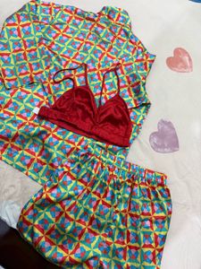 Clovia emoji night suit 3 piece