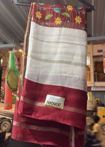 Elegant Saree with Floral Print