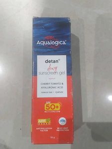Aqualogica Detan Dewy Sunscreen Gel