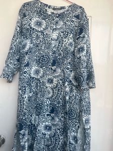 Blue & White Floral Print Kurta