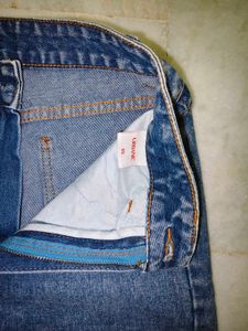 Stylish Acid Wash Mom Jeans