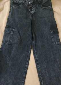 Stylish Black Cargo Jeans