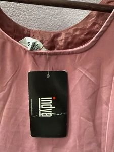 Elegant Pink Kurti with Gold Embellishments
