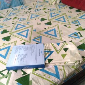 Premium Quality Bedsheet With Different Colours