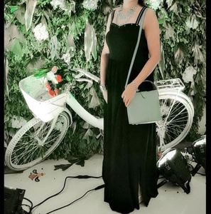 Elegant Black Maxi Dress