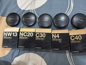 MAC Studio Fix Powder Plus Foundation