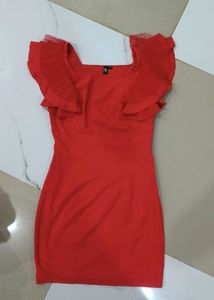 Chic Red Ruffled Dress