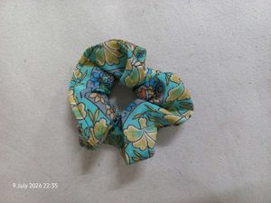 Boho Floral Print Scrunchie