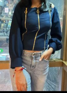 Chic Navy Blue Zipper Crop Top