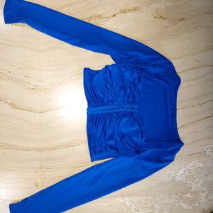 URBANIC Sweetheart Neck Crop Top