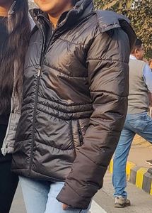 Puffer Jacket - Warm &amp; Stylish