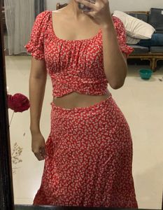 🛑PRICE DROPPED🛑Red Floral Two-Piece Set