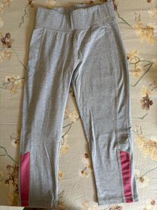 Women's Grey Capri Leggings
