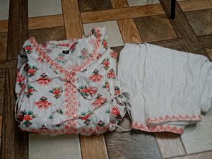 Gown Set With Front Slit