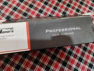 Win Honors Hair Curler
