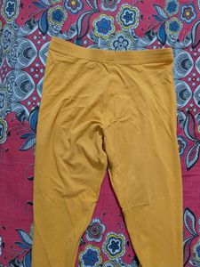 Women's Yellow Leggings