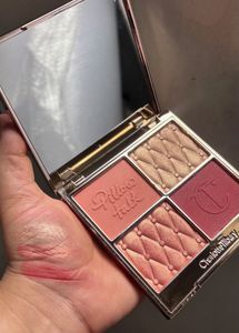 Charlotte Tilbury pillow talk face pallete