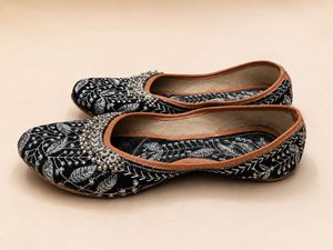 Black Ethnic jutti with silver embroidery