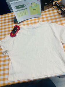Cute Butterfly round neck T-Shirt