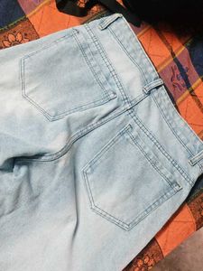 Lighh wash wide legJeans