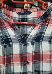 DNMX - Cozy Plaid Button-Up Shirt