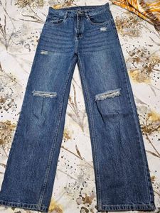 Trendy Ripped Blue Jeans