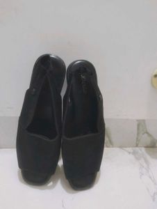 Bata Stylish Black Slingback Sandals