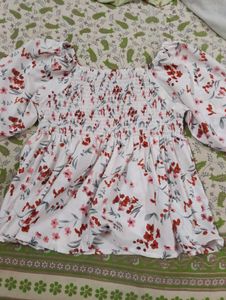 Floral Smocked Puff Sleeve Top