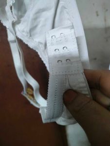 Comfortable White Bras (2 pcs)