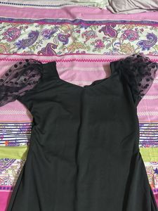 Chic Black Dress with Puffy Sleeves