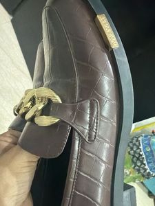 Loafers with Chain Detail