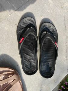 7 Flat Sandals